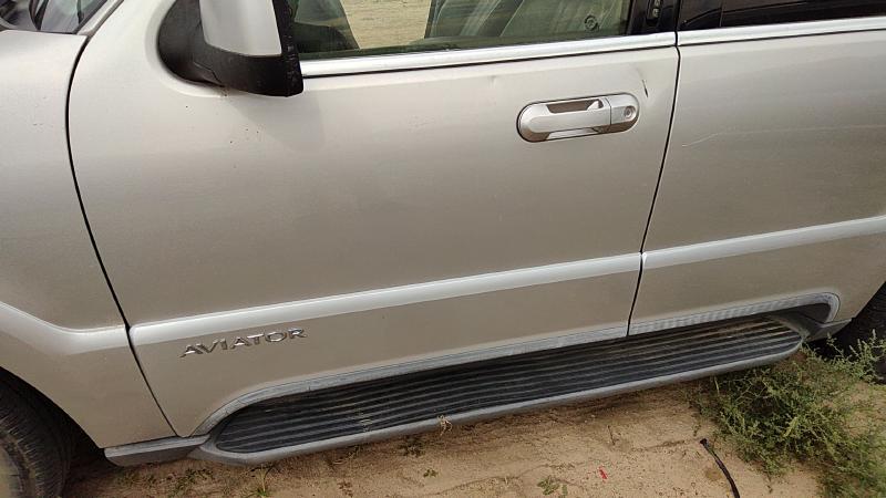2003-2005 Lincoln Aviator Front Door LH