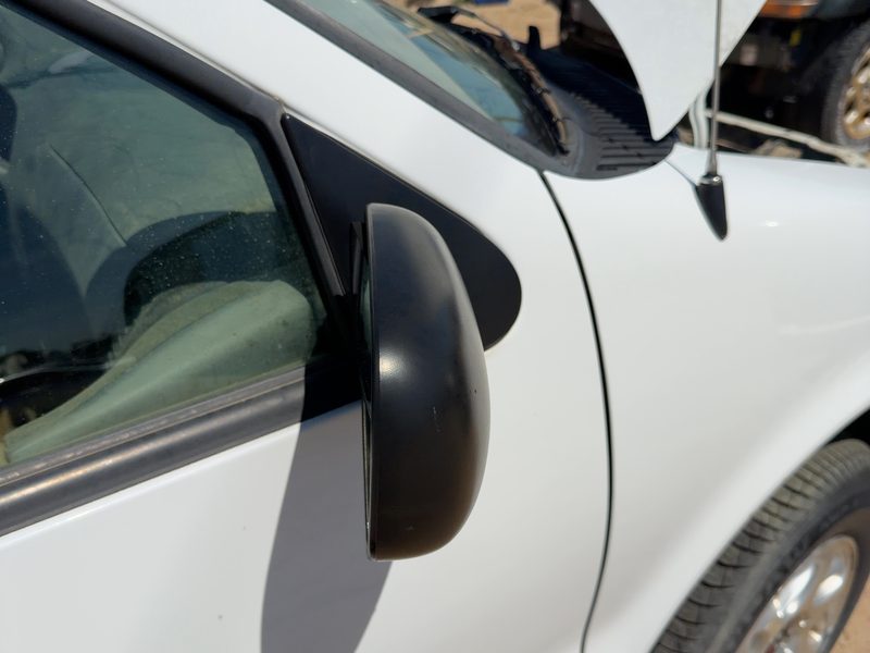 1996-1998 Mercury Villager Door Mirror RH