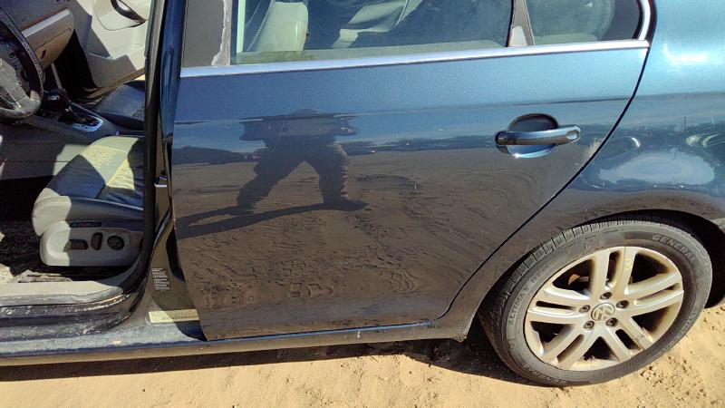 2005-2010 Jetta Except Gli Rear Door LH