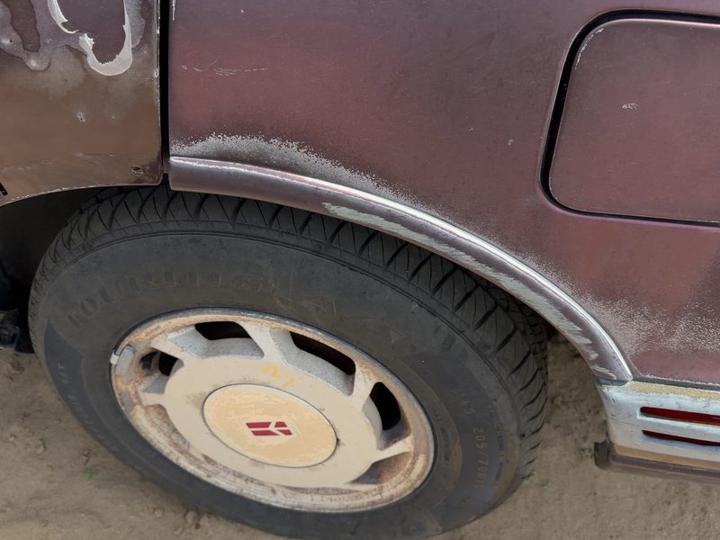 1994 Oldsmobile Eighty-eight (80 & Up) Quarter Panel Moulding LH