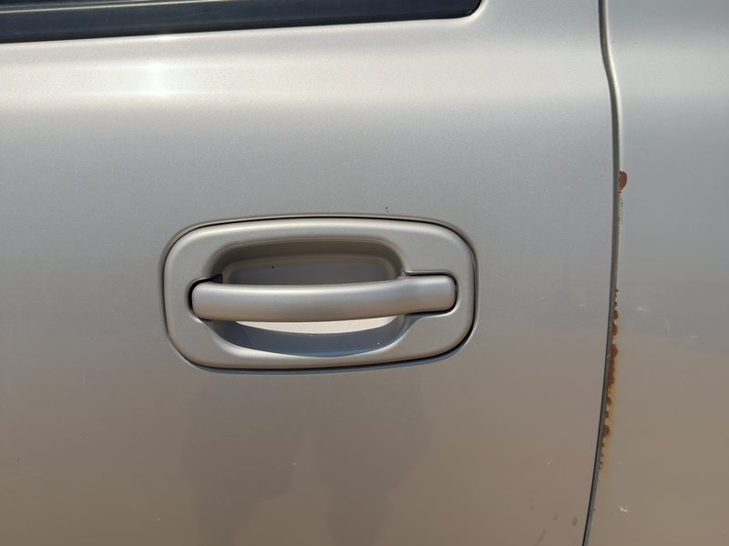 2000-2007 Chevy/gmc Suburban 1500 Series Outside Door Handle LH