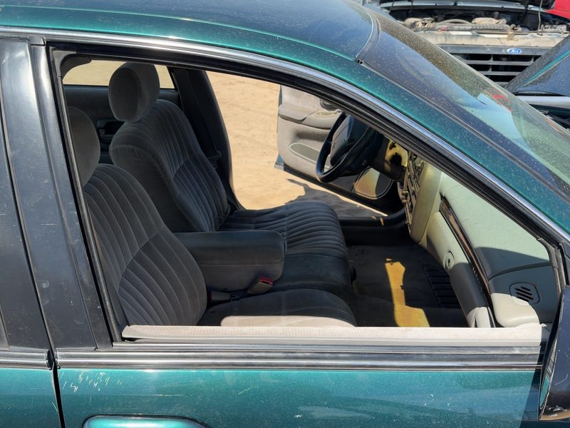 1995-2001 Lumina (also See Lumvan) Front Door Glass/Window RH