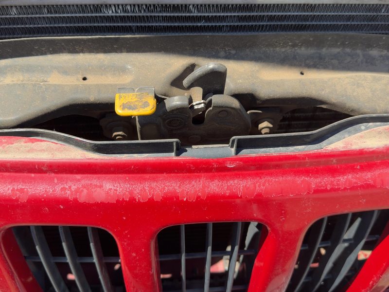 1999-2004 Jeep Grand Cherokee Radiator Support