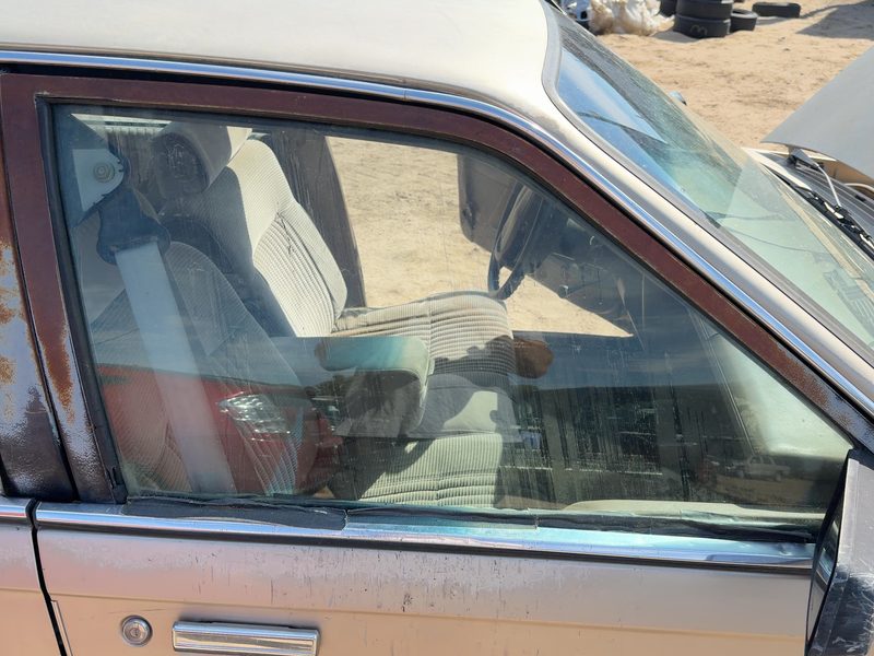 1990-1996 Buick Century Front Door Glass/Window RH