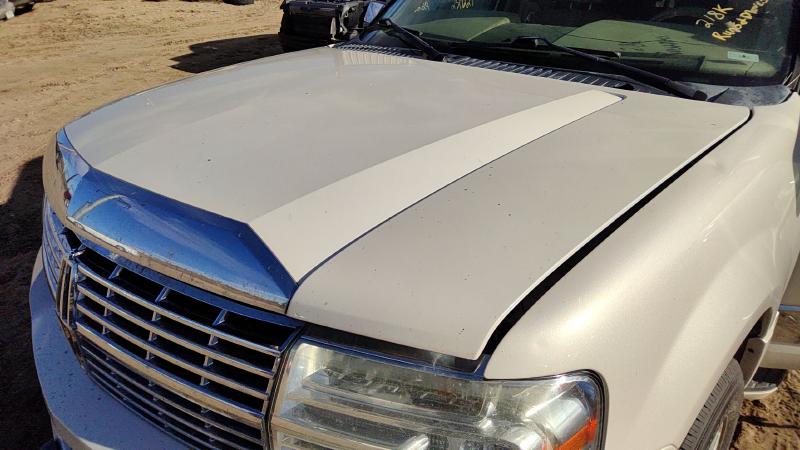 2007-2014 Lincoln Navigator Hood