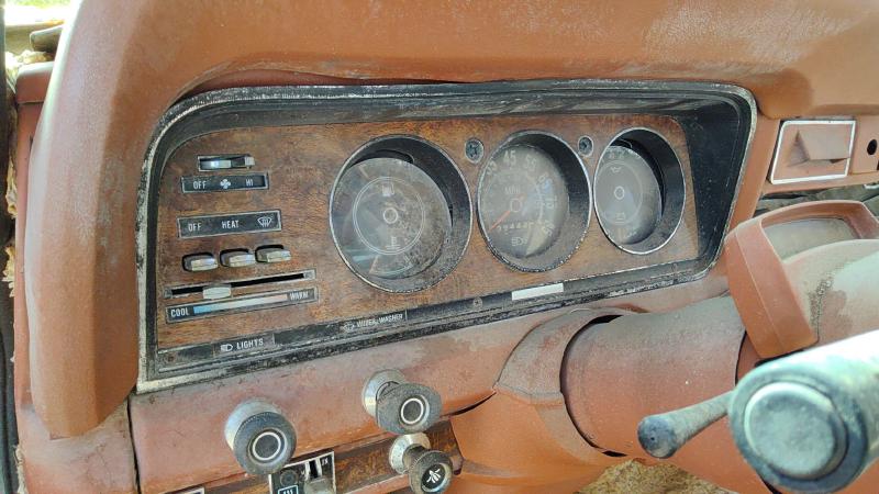1978-1985 Jeep Grand Wagoneer Dash Panel
