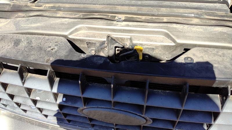 2002-2005 Explorer Radiator Support