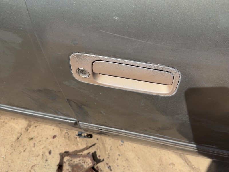 1997-2001 Toyota Camry Outside Door Handle RH