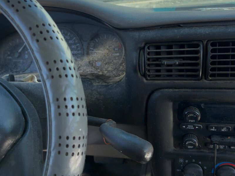 2000 Chevrolet Venture Dash Panel