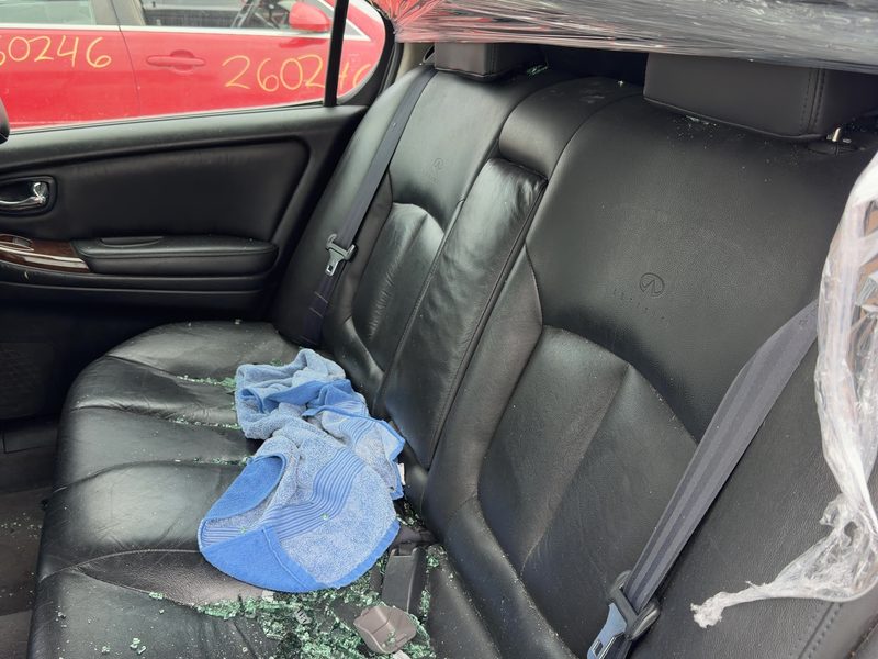 2000 Infiniti I30 Rear Seat Belt RH
