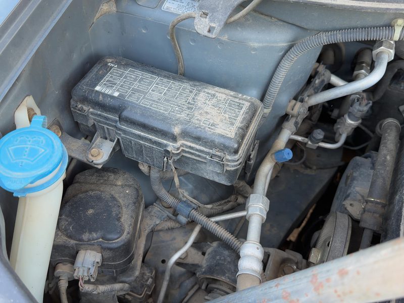2001-2002 Acura Mdx Engine Fuse Box