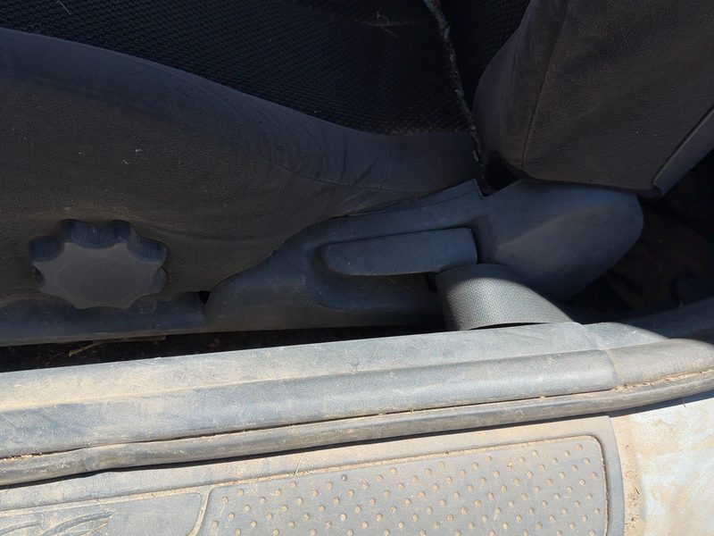 2007 Mitsubishi Eclipse Seat Track LH