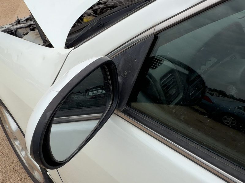 2000 Infiniti I30 Door Mirror LH