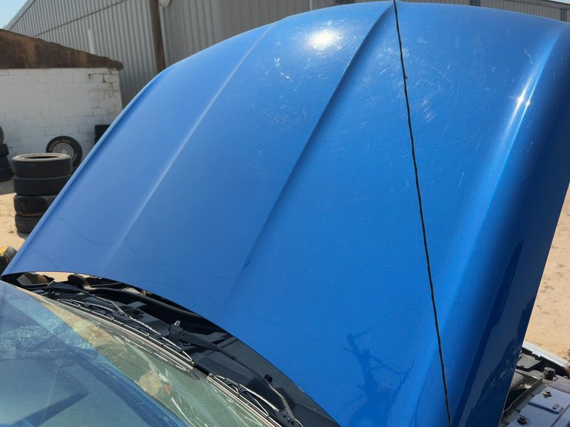 2002-2005 Saturn Vue Hood