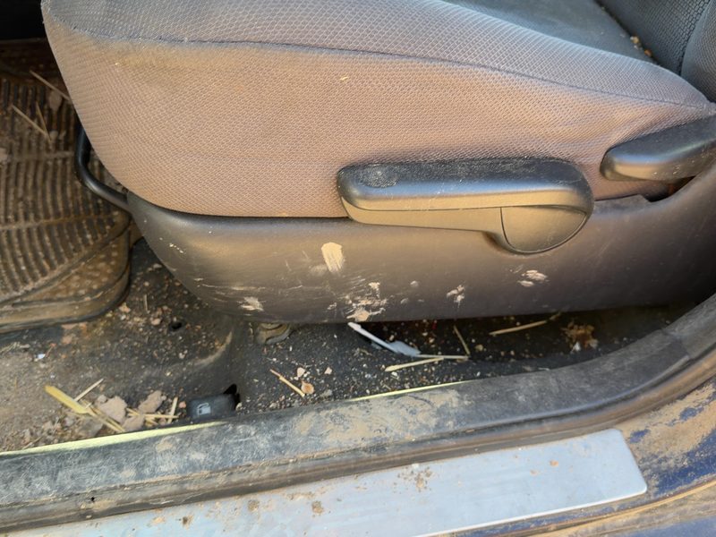 2005 Toyota Matrix Seat Track LH
