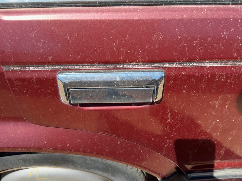 1987 Nissan Maxima Outside Door Handle RH