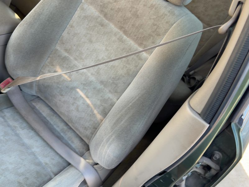 2003-2006 Kia Sorento Front Seat Belt LH