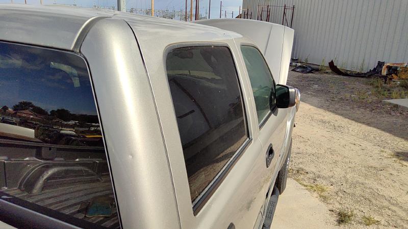 2000-2007 GMC Sierra 2500 Pickup Rear Door RH