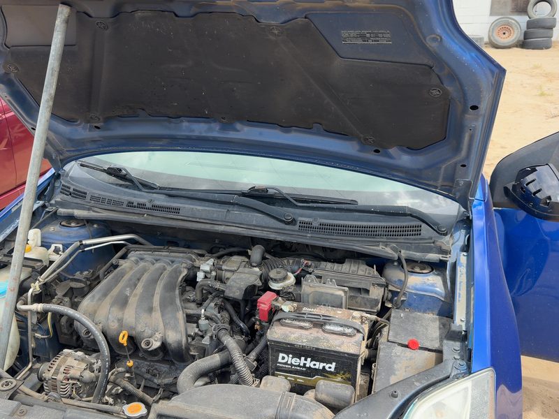 2007-2012 Nissan Sentra Hood Hinge RH
