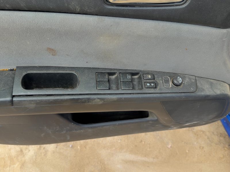 2010-2012 Nissan Sentra Door Switch Front