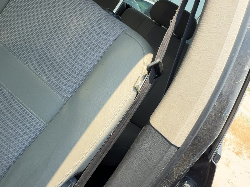 2002-2005 Dodge Ram Pickup 1500 Series Front Seat Belt LH