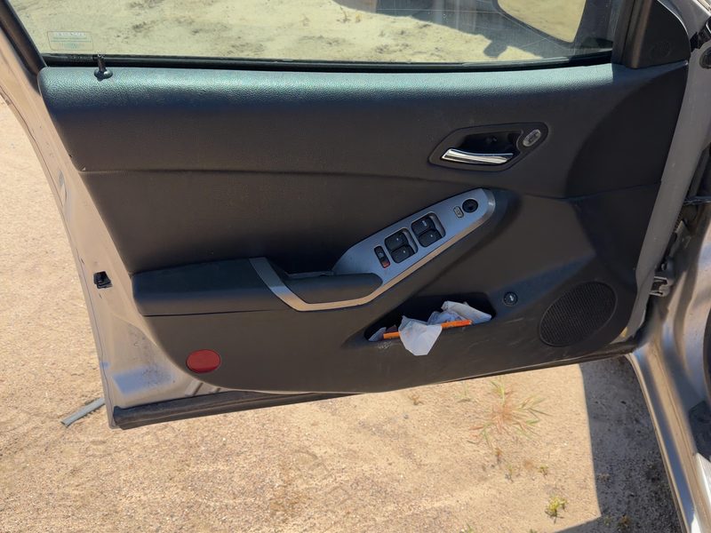 2005-2010 Pontiac G6 Front Door Trim Panel LH