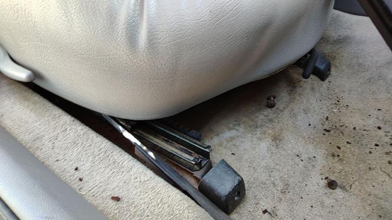1994 Pontiac Bonneville (80 & Up) Seat Track