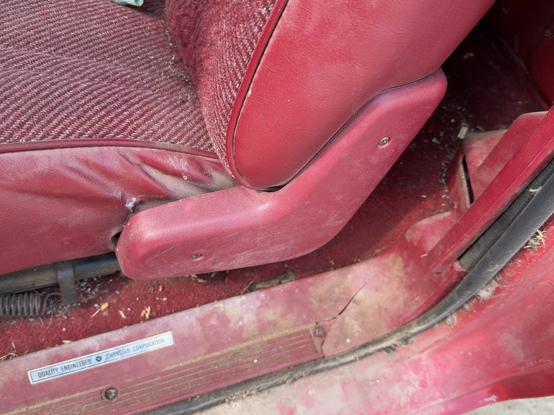 1991 Dodge Dakota (mid-size) Seat Track LH