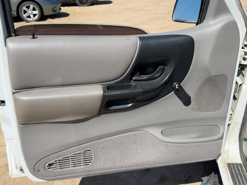 1996 Ford Ranger (small Truck) Front Door Trim Panel LH