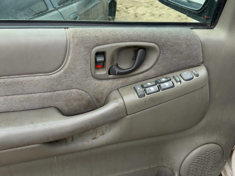 1998-2001 Blazer S10/jimmy S15 Front Door Trim Panel LH
