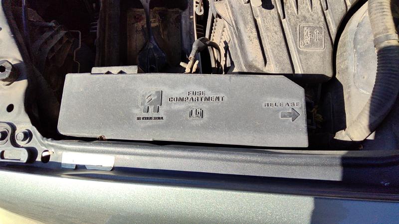 2005-2007 Ford Escape Engine Fuse Box