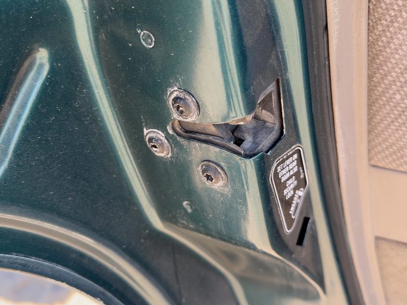 1995-2005 Lumina (also See Lumvan) Rear Door Latch LH