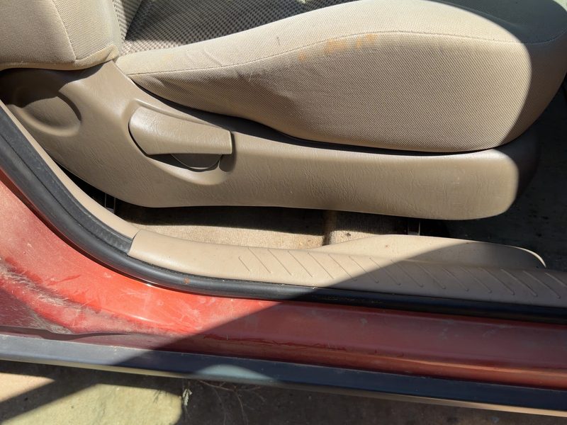 2006 Ford Escape Seat Track RH