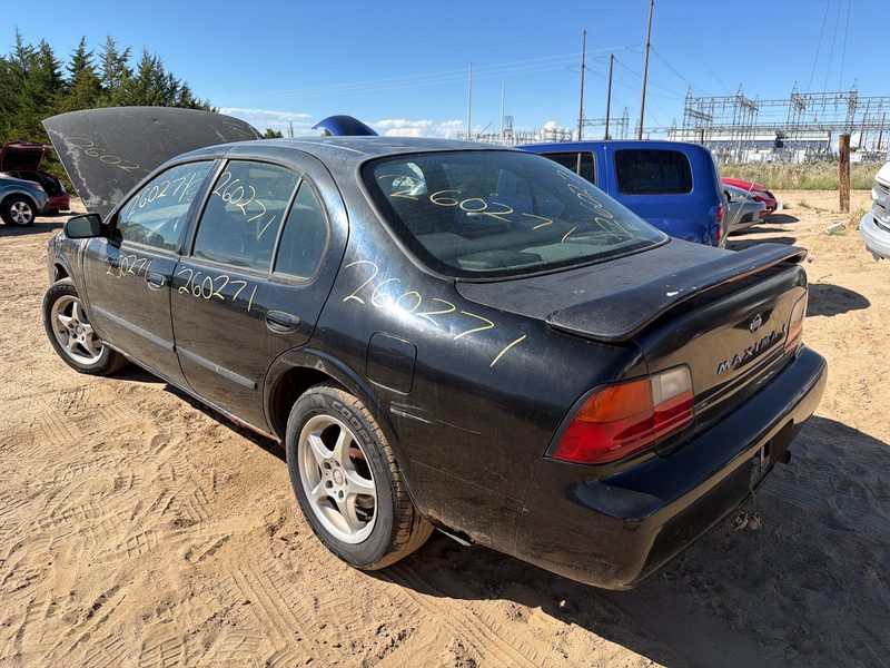 1996 Nissan Maxima Vehicle Unit Complt.