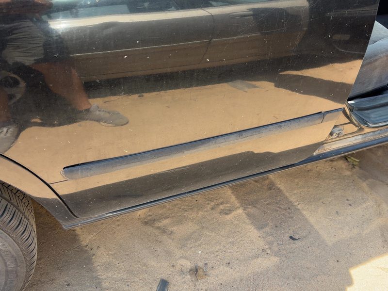 1998 Nissan Maxima Rear Door Moulding RH