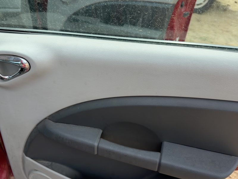 2007-2010 Pt Cruiser Rear Door Trim Panel RH