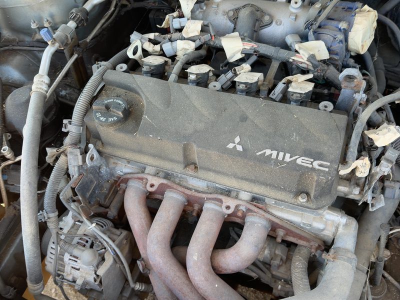2004-2012 Mitsubishi Eclipse Cylinder Head