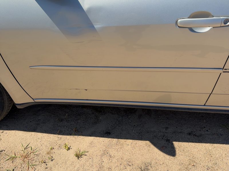 2005-2010 Pontiac G6 Front Door Moulding LH