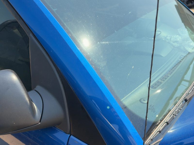 2005 Saturn Vue Quarter Panel Moulding RH