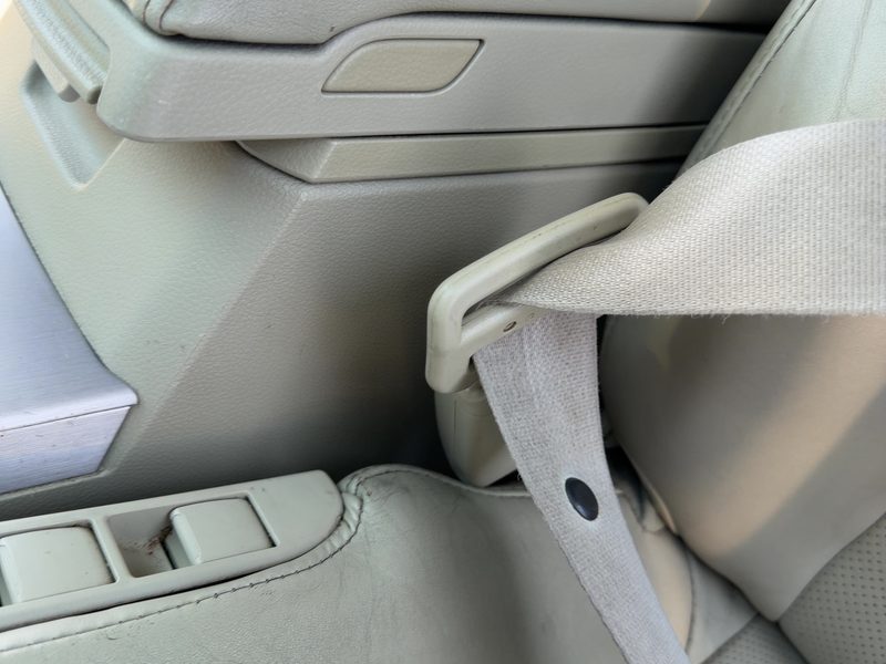 2003-2008 Infiniti FX Series Front Seat Belt LH