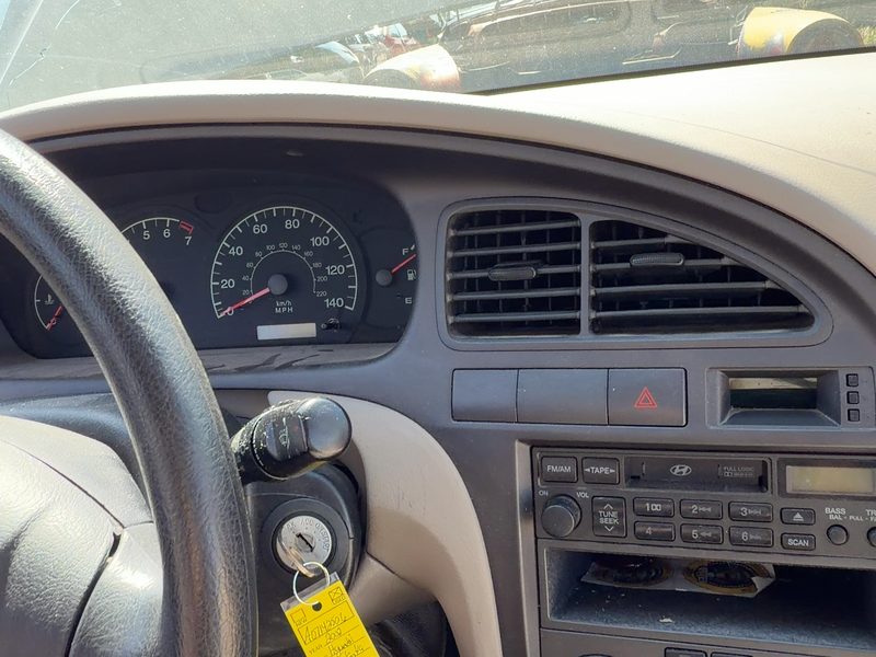 2001-2003 Hyundai Elantra Dash Panel