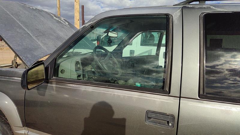 1988-2002 Chevy/gmc Suburban 1500 Series Front Door LH