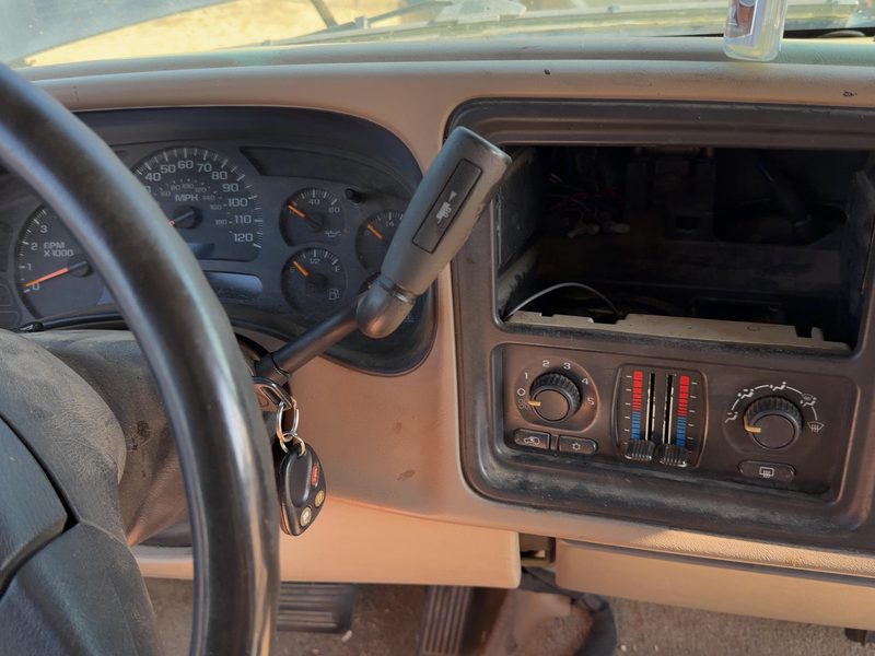 2003 Chevy/gmc Suburban 1500 Series Dash Panel