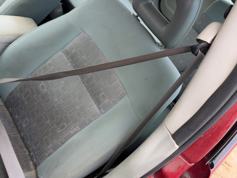 2006-2010 Pt Cruiser Front Seat Belt LH