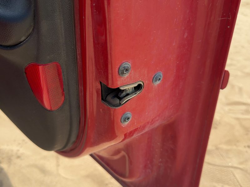 2006-2011 Chevrolet Impala (80 & Up) Front Door Latch RH