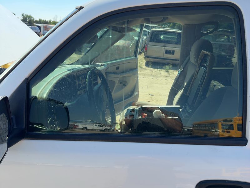1999-2007 Chevrolet 2500 Silverado Pickup Front Door Glass/Window LH