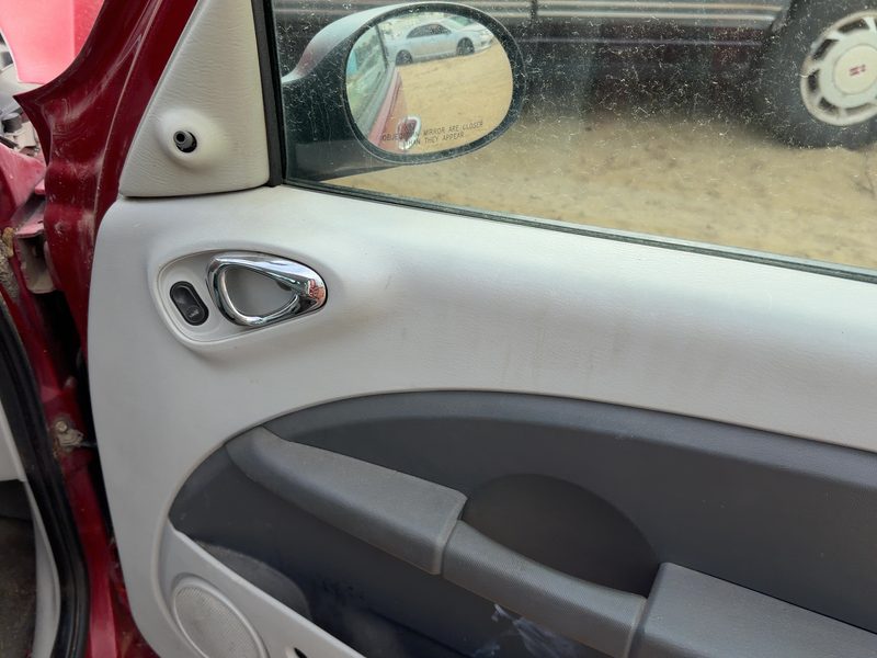 2006-2010 Pt Cruiser Front Door Trim Panel RH