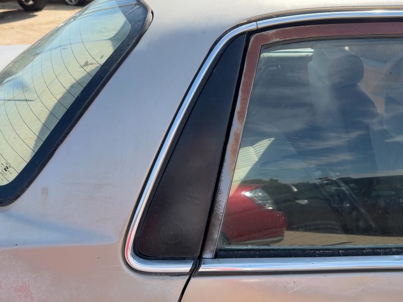 1993 Buick Century Quarter Panel Moulding RH