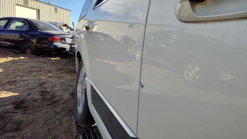 2007-2017 Lincoln Navigator Rear Door RH