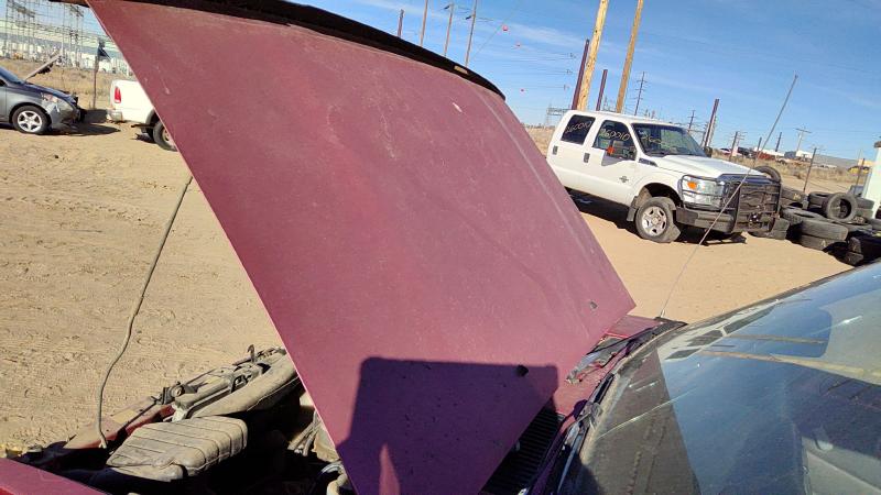 1993-1997 Nissan Pickup Hood